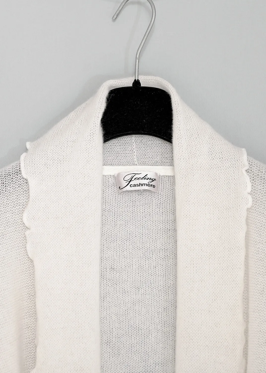 Kashmir cardigan med draperad sjalkrage - Off White