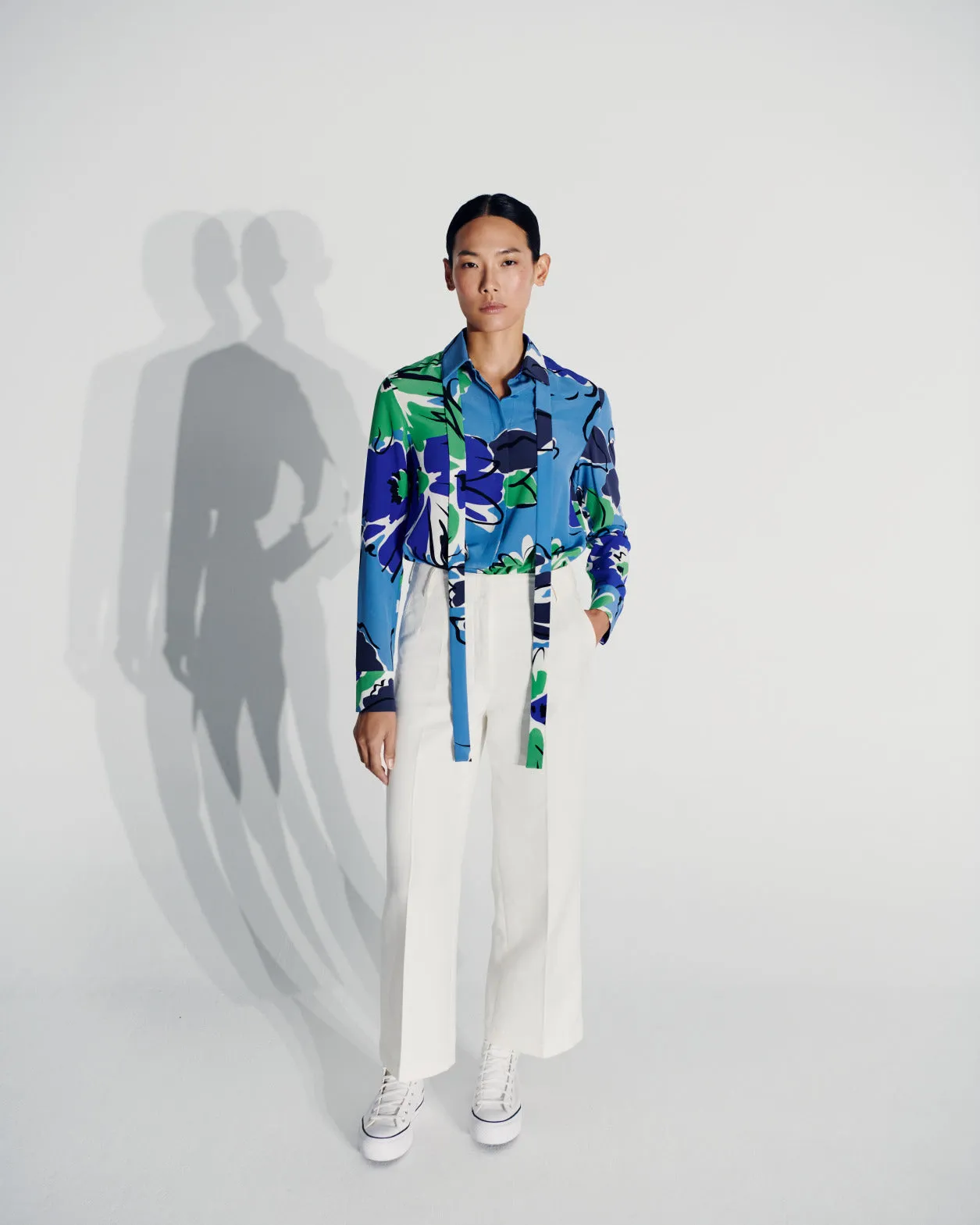 Silk Crêpe Blouse With Sketched Abraham Flower Print