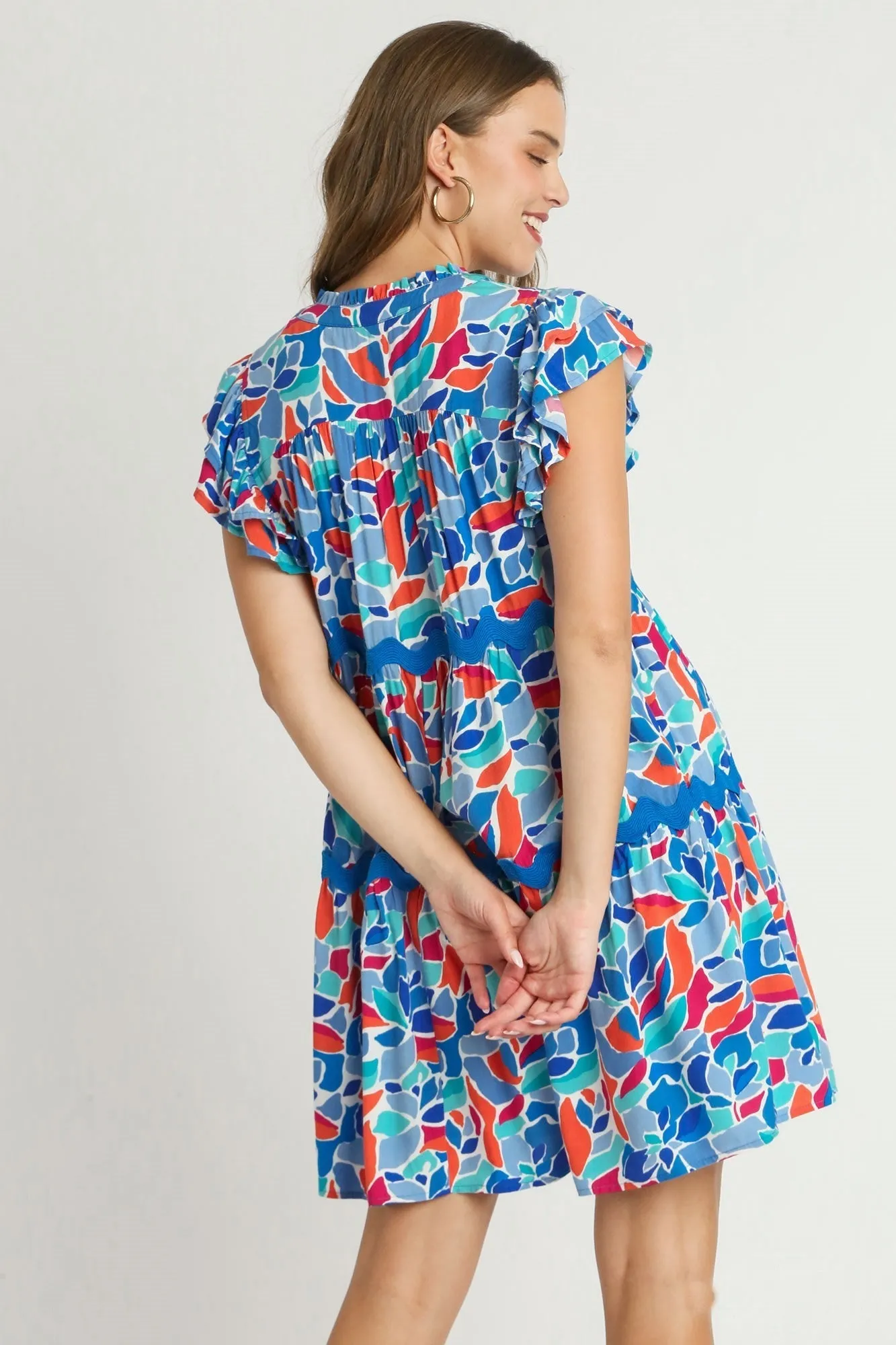 Umgee Short Abstract Print Tiered Dress in Periwinkle